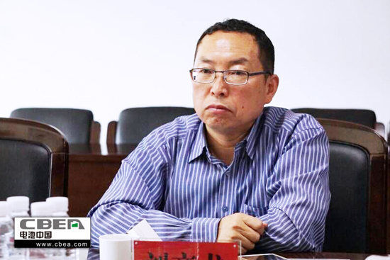 4 圖為中國(guó)化學(xué)與物理電源行業(yè)協(xié)會(huì)秘書長(zhǎng)劉彥龍.jpg