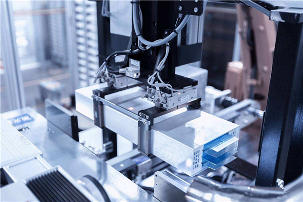 鋰電年中講丨毛利率30%以上! 鋰電設(shè)備企業(yè)賺錢(qián)仍可觀