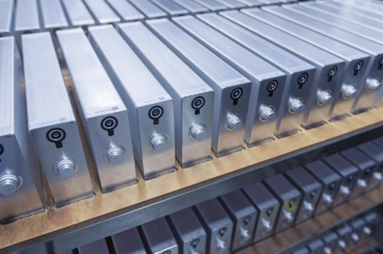 磷酸鐵鋰正在車用動(dòng)力領(lǐng)域打響“翻身仗” 磷酸鐵鋰正在車用動(dòng)力領(lǐng)域打響“翻身仗”