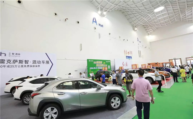 100多家企業(yè)參展、200余輛新車(chē)亮相,第四屆振威海南新能源車(chē)展盛大開(kāi)幕! 100多家企業(yè)參展、200余輛新車(chē)亮相,第四屆振威海南新能源車(chē)展盛大開(kāi)幕!