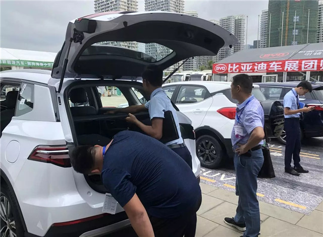 100多家企業(yè)參展、200余輛新車(chē)亮相,第四屆振威海南新能源車(chē)展盛大開(kāi)幕! 100多家企業(yè)參展、200余輛新車(chē)亮相,第四屆振威海南新能源車(chē)展盛大開(kāi)幕!