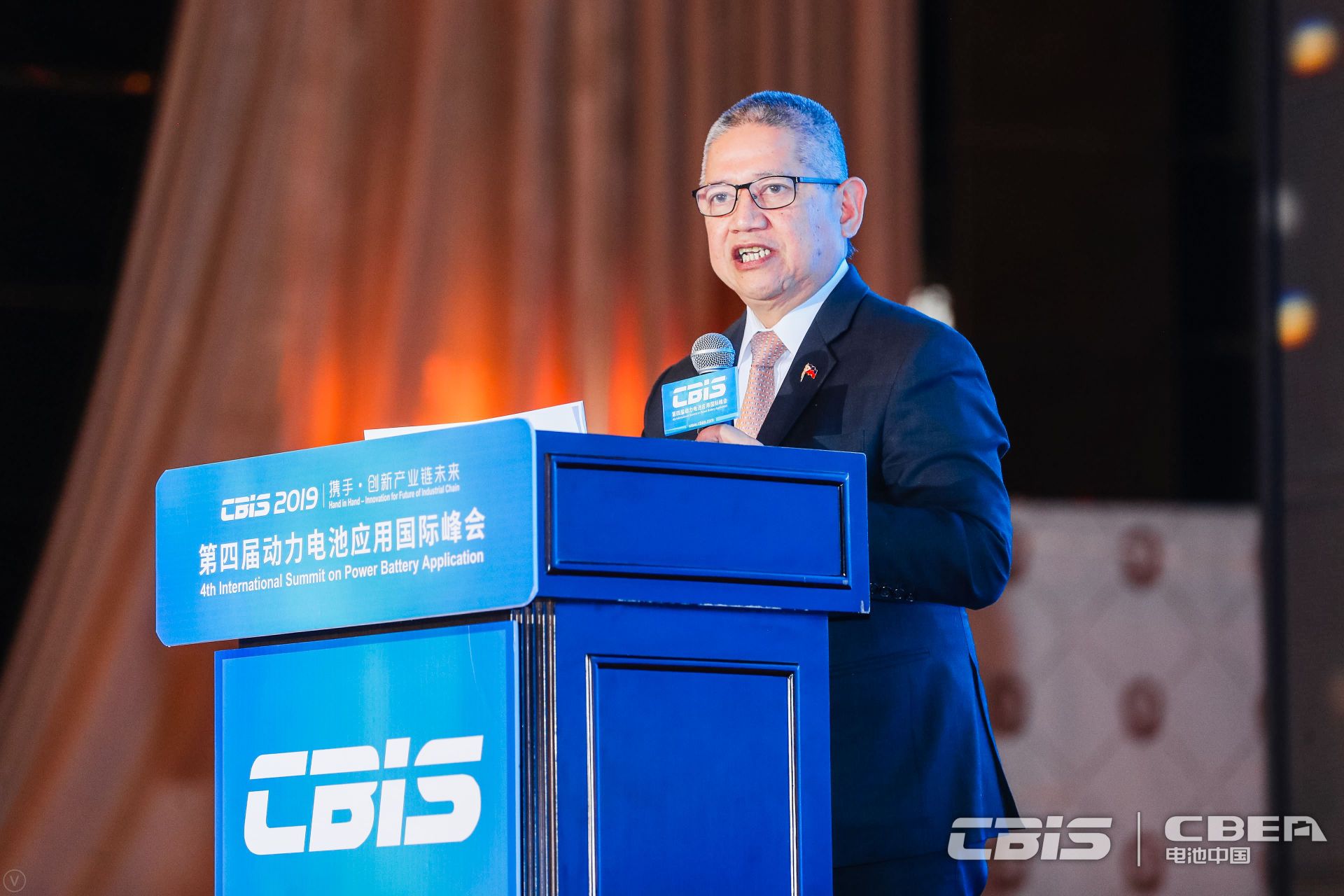 格倫·佩尼亞蘭達：菲律賓在原材料、電動汽車和儲能方面充滿發展機會