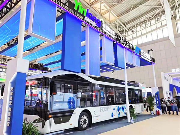 亮相世界智能大會(huì) 銀隆氫燃料公交展演“智造”力量 亮相世界智能大會(huì) 銀隆氫燃料公交展演“智造”力量