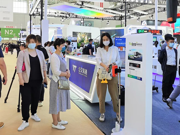 亮相世界智能大會(huì) 銀隆氫燃料公交展演“智造”力量 亮相世界智能大會(huì) 銀隆氫燃料公交展演“智造”力量