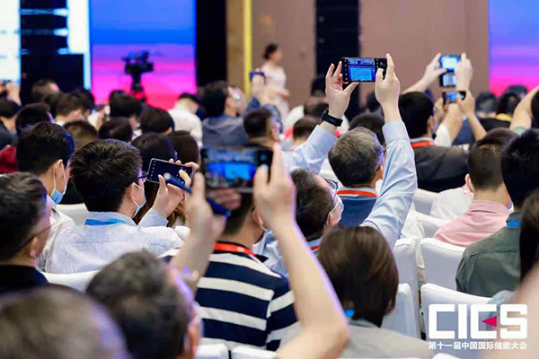 堅(jiān)守儲(chǔ)能安全底線 銀隆儲(chǔ)能大會(huì)收攬雙項(xiàng)大獎(jiǎng) 堅(jiān)守儲(chǔ)能安全底線 銀隆儲(chǔ)能大會(huì)收攬雙項(xiàng)大獎(jiǎng)