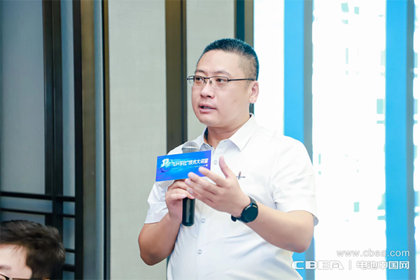 高壓快充技術難點突破路在何方?第17期“Li+學社”大講堂在廣州舉辦 高壓快充技術難點突破路在何方?第17期“Li+學社”大講堂在廣州舉辦