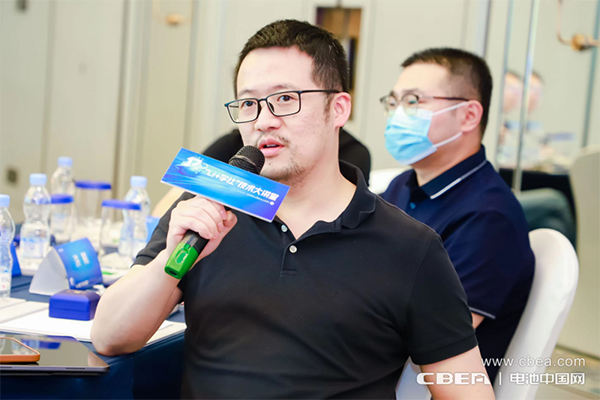 高壓快充技術難點突破路在何方?第17期“Li+學社”大講堂在廣州舉辦 高壓快充技術難點突破路在何方?第17期“Li+學社”大講堂在廣州舉辦