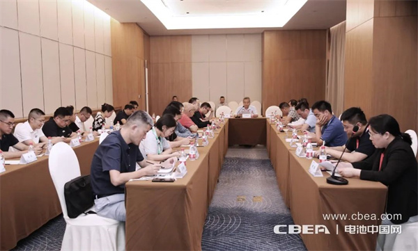 聚焦標(biāo)準(zhǔn)建設(shè)和人才培養(yǎng)，氫能與燃料電池專題研討會在滬舉辦