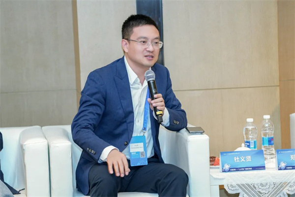 “Li+學社”高端對話:警惕全球化機遇下,鋰電企業的出海挑戰和技術迭代風險 “Li+學社”高端對話:警惕全球化機遇下,鋰電企業的出海挑戰和技術迭代風險