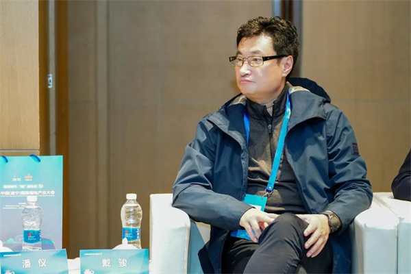 “Li+學社”高端對話:警惕全球化機遇下,鋰電企業的出海挑戰和技術迭代風險 “Li+學社”高端對話:警惕全球化機遇下,鋰電企業的出海挑戰和技術迭代風險