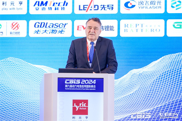 斯洛伐克共和國駐上海總領事館總領事伊戈爾·帕佐拉克先生致辭 斯洛伐克共和國駐上海總領事館總領事伊戈爾·帕佐拉克先生致辭