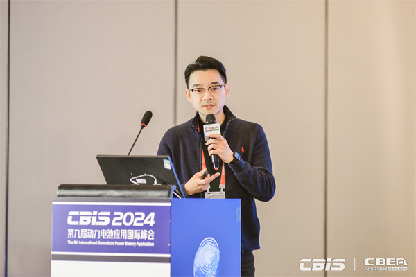 蘇州易來科得科技有限公司產(chǎn)品開發(fā)總監(jiān)黃華分享了《電芯智能自動設(shè)計》